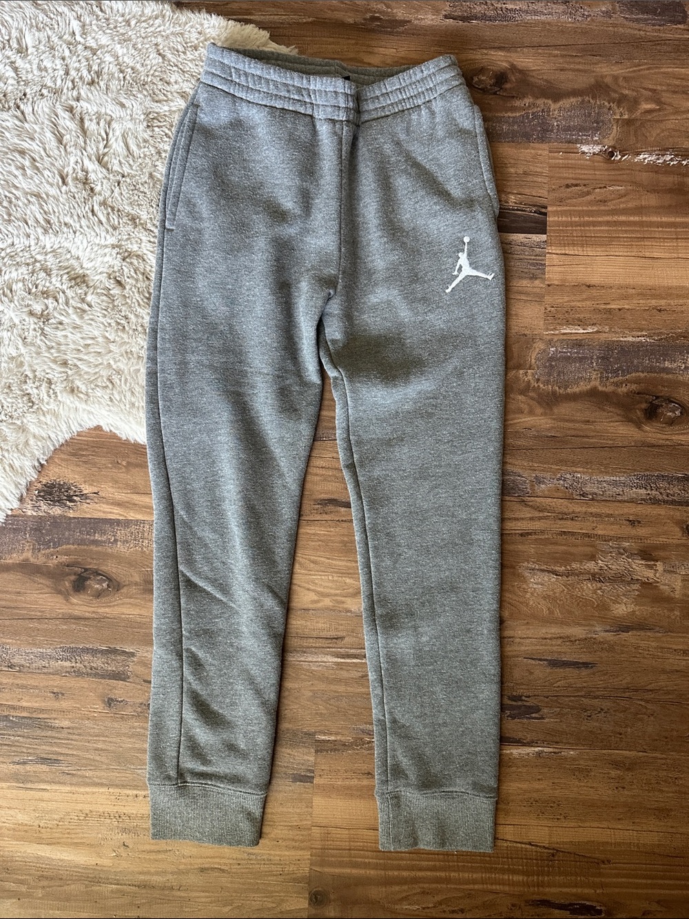Jordan Kids Gray Jumpman Fleece Joggers NWOT